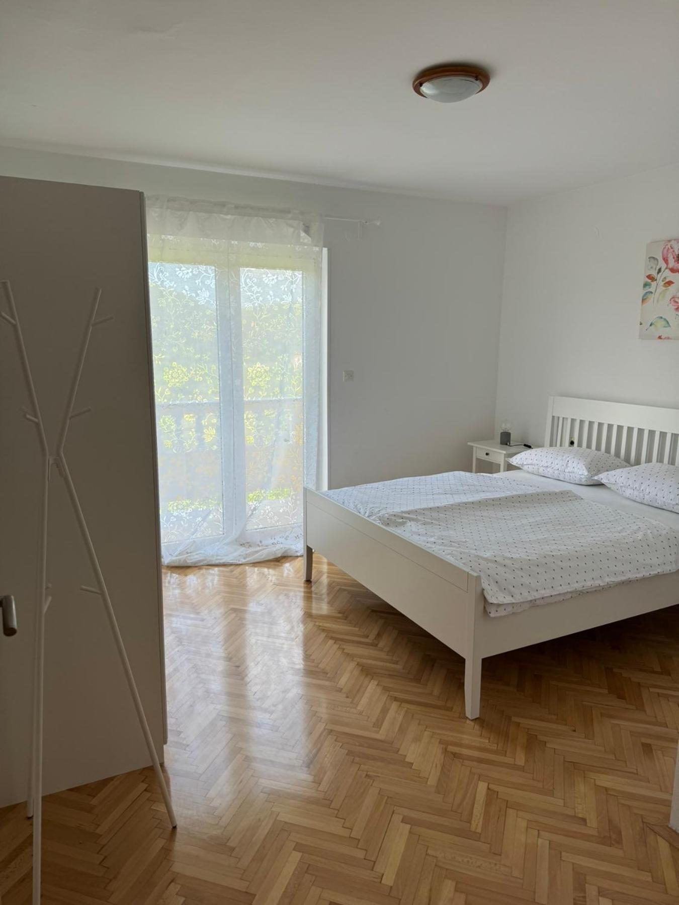 Apartments Dumicic Supetarska Draga Ngoại thất bức ảnh