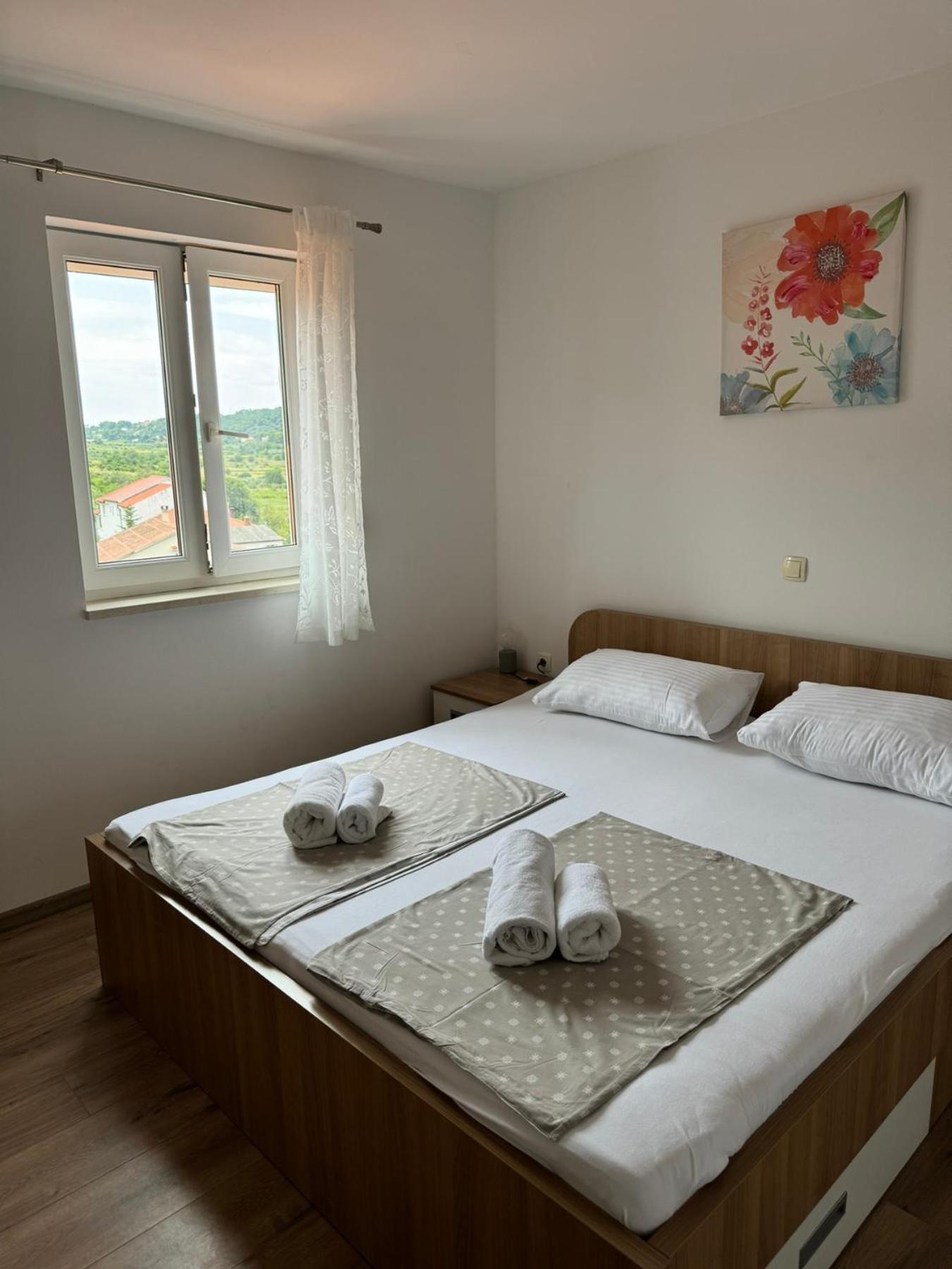 Apartments Dumicic Supetarska Draga Ngoại thất bức ảnh