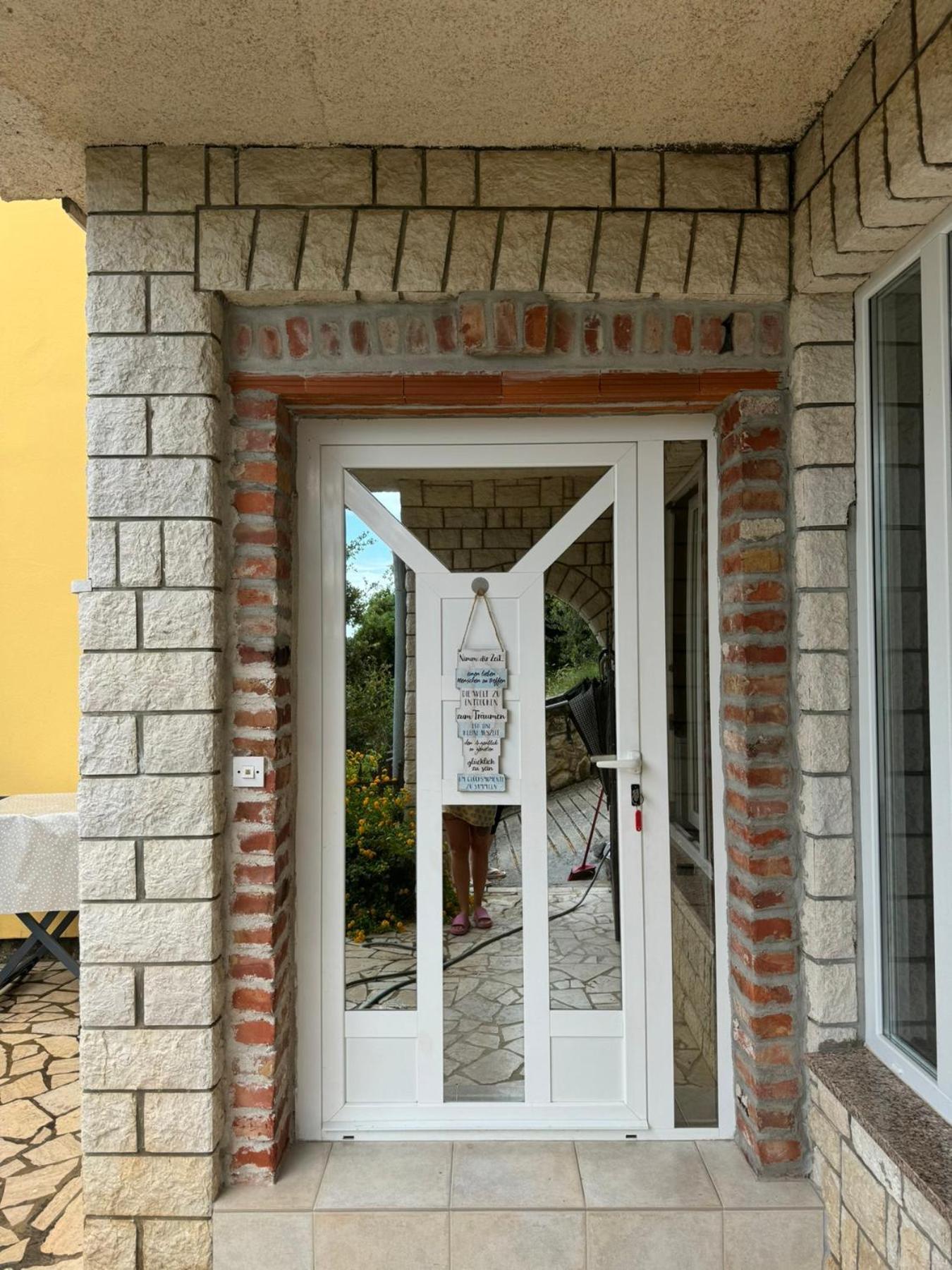Apartments Dumicic Supetarska Draga Ngoại thất bức ảnh
